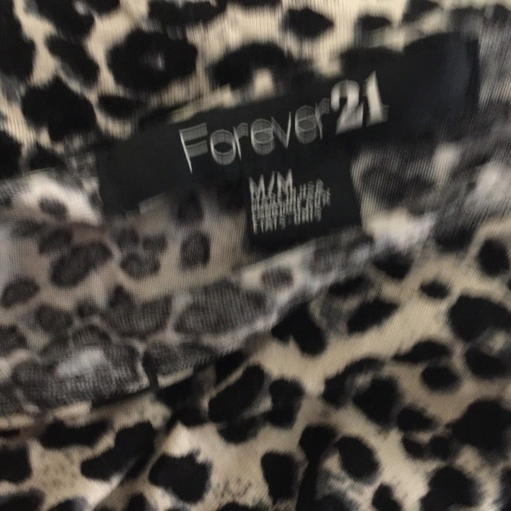 Forever 21 One Shoulder Top Ruffled - Picture 6 of 8